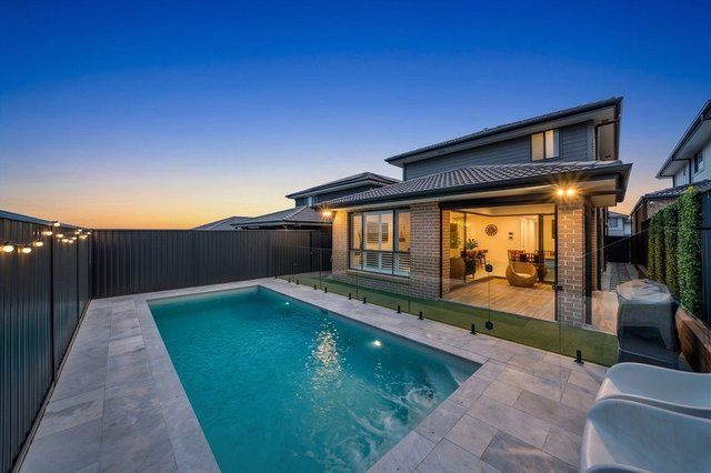 27 Pear Street, NSW 2179