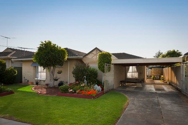 8 Hampstead Drive, VIC 3029