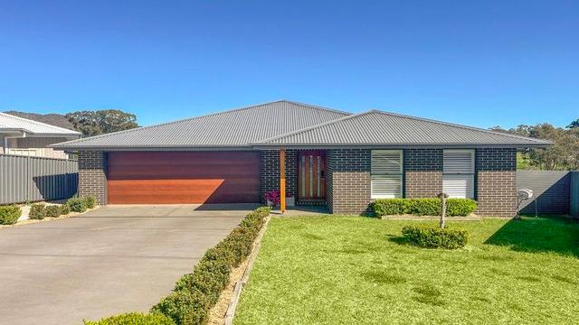 18A Alexander Dawson Court, NSW 2850