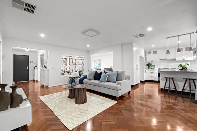 4 Banfield Court, VIC 3156