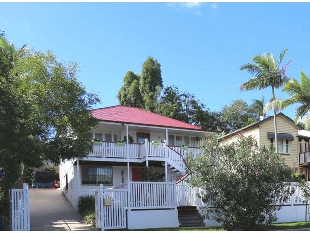 24 Dutton Street, QLD 4102