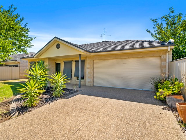 4 Berrigan Street, NSW 2714