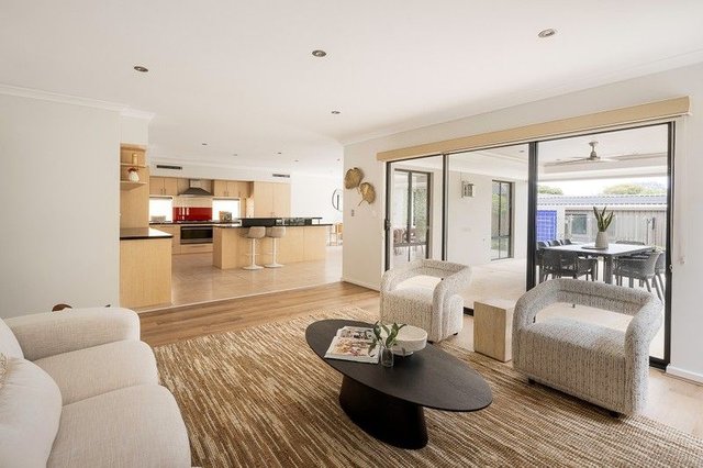 33 Samson Street, WA 6012