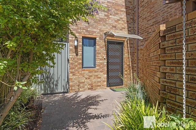 3/40 Violet Grove, WA 6008