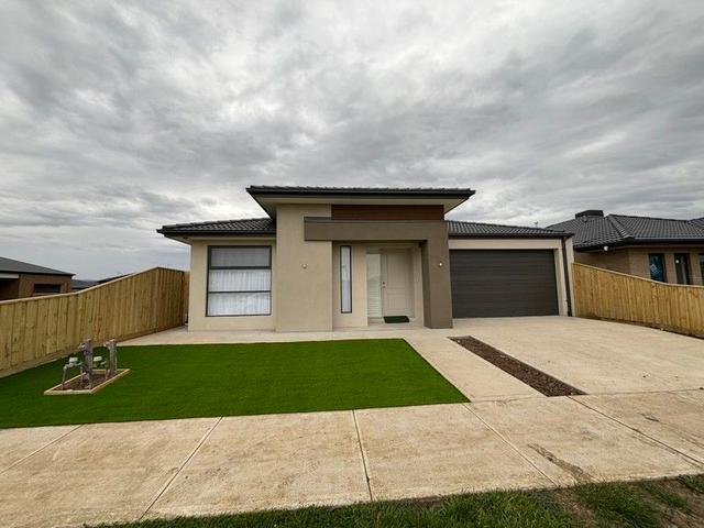 85 Blue Lake Drive, VIC 3756