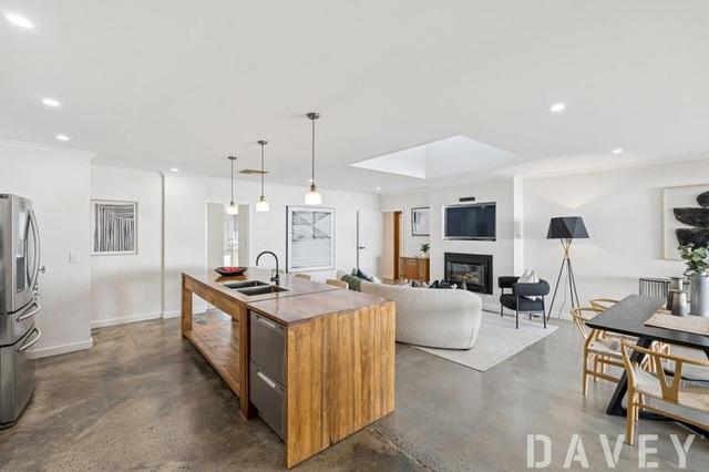 7 Campion Street, WA 6023