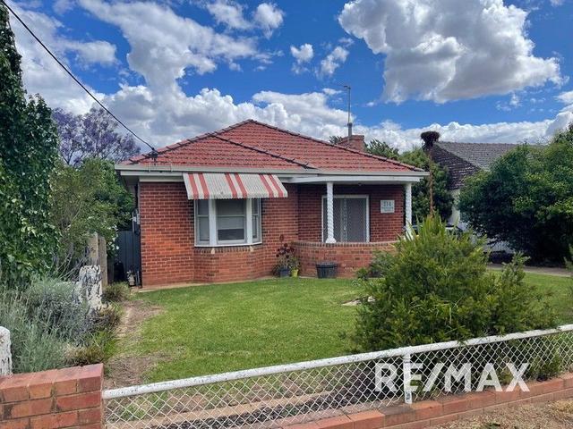 114 Fernleigh Road, NSW 2650