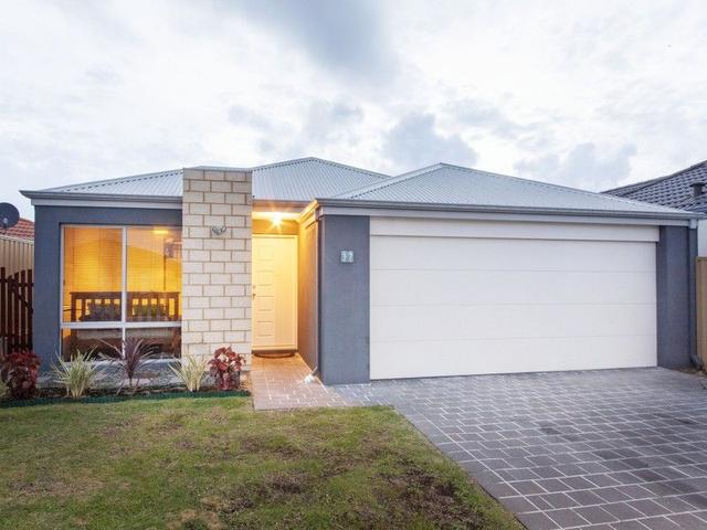 37 Dewsbury Drive, WA 6167