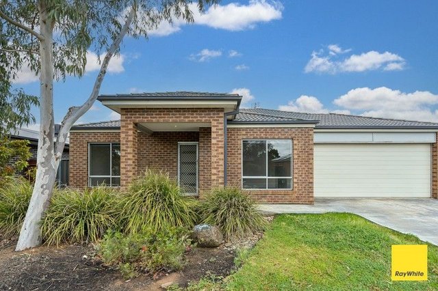 12 Erindale Way, VIC 3515