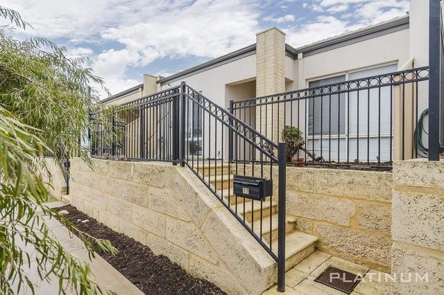 17 Altrincham Grove, WA 6036