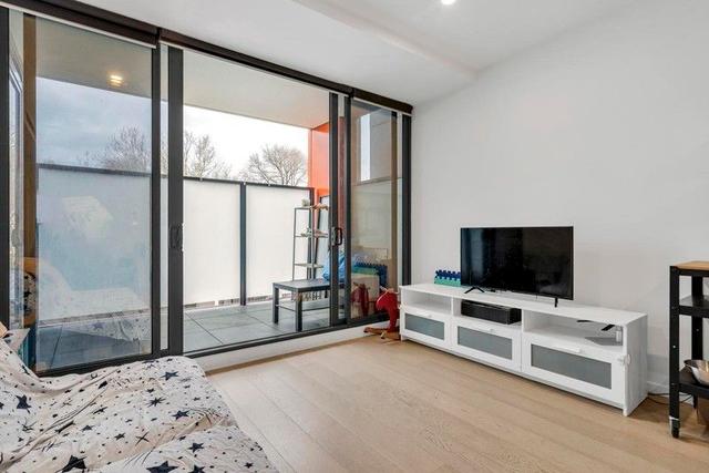 320/92-96 Albert Street, VIC 3057