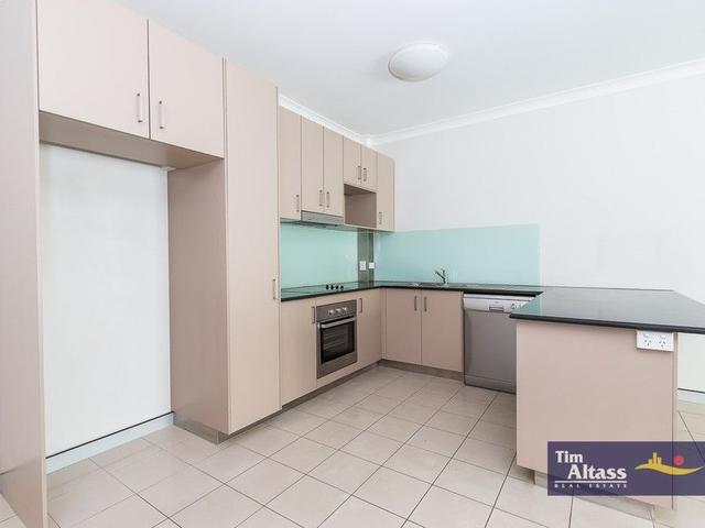 13/8 Overend Street, QLD 4170