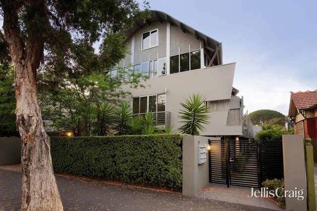 2/61 Westbury Street, VIC 3183