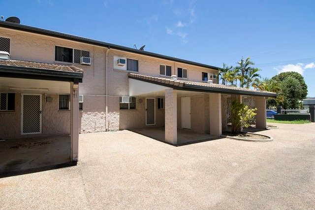 2/7 Palmerston Street, QLD 4812