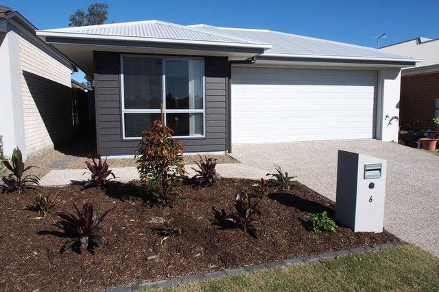 6 Walter Williams Crescent, QLD 4301
