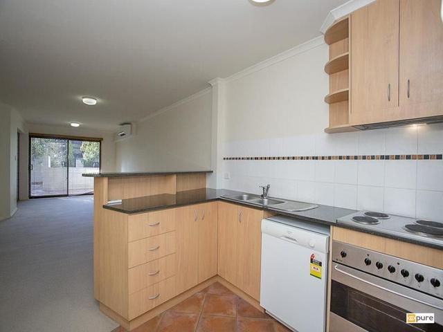 2/2 Colin Street, WA 6005