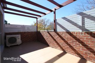 Balcony (2014-04-28)