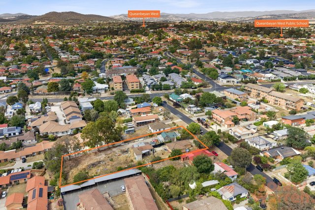 10-12 Railway Avenue, NSW 2620