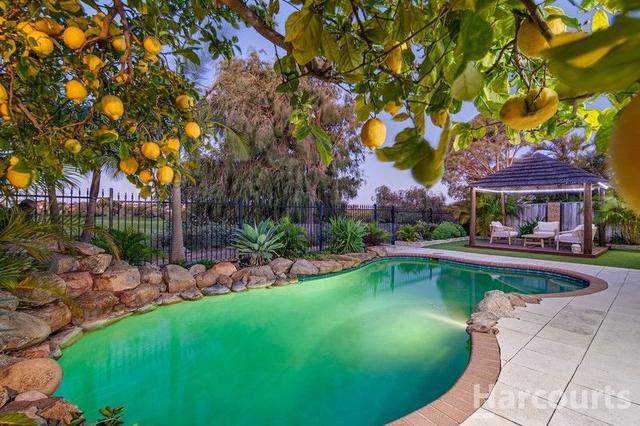 21 Canterbury Circle, WA 6028