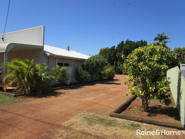 36 Landsborough Street, QLD 4890