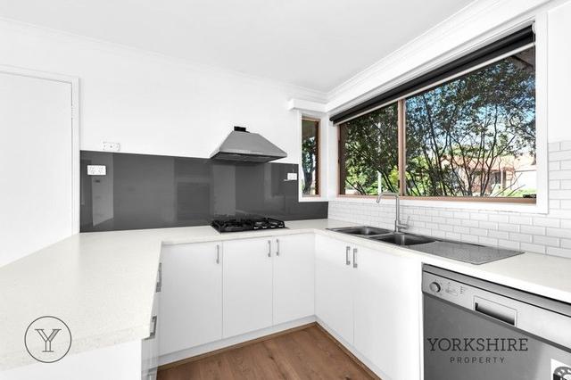 10 Carol Hancock Place, VIC 3136