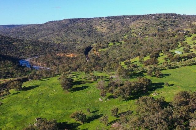 839 Campersic Road, WA 6069