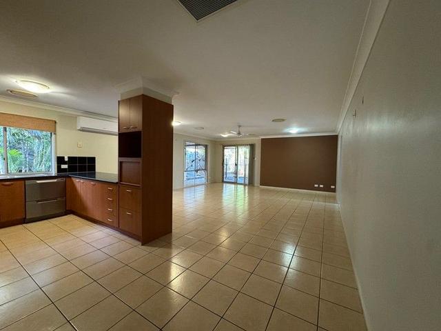 30 McRae Circuit, QLD 4211