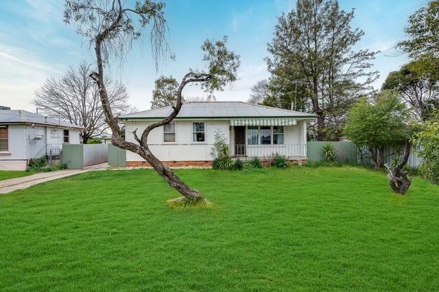 1012 Calimo Street, NSW 2640