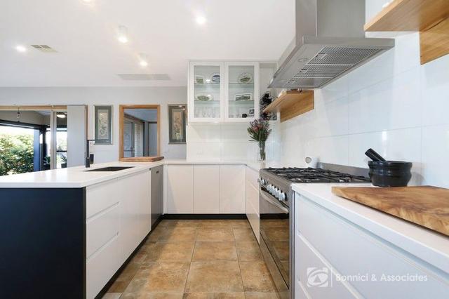 57 Fairway Gardens Road, NSW 2640