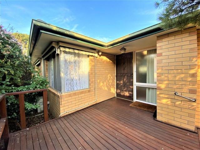 42 Linacre Crescent, VIC 3043