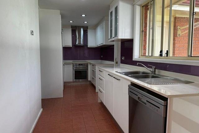27 Calvados St, NSW 2167