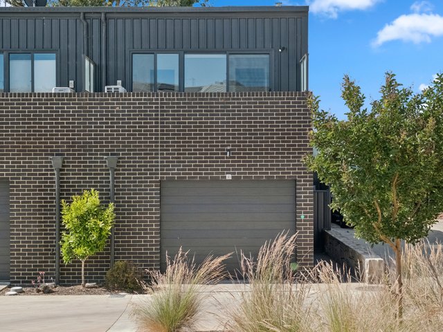 30/67 Negus Crescent, ACT 2602