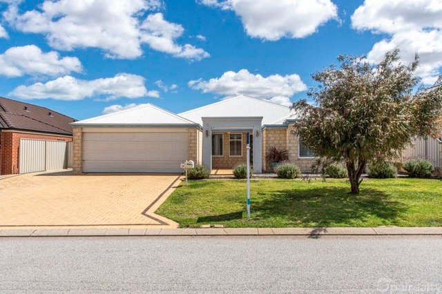 15 Warrender Heights, WA 6173