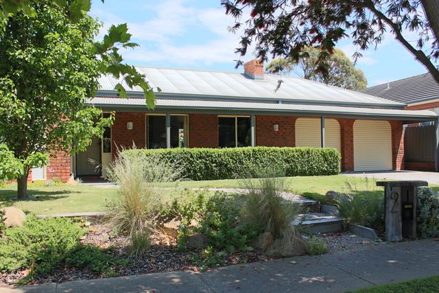 2 Lindholme Court, VIC 3216