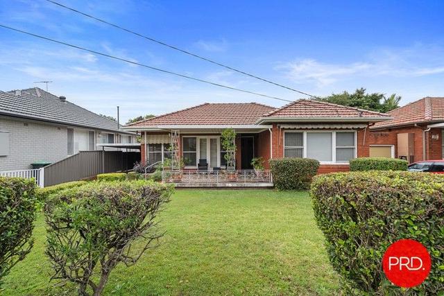22 Moorefield Avenue, NSW 2217