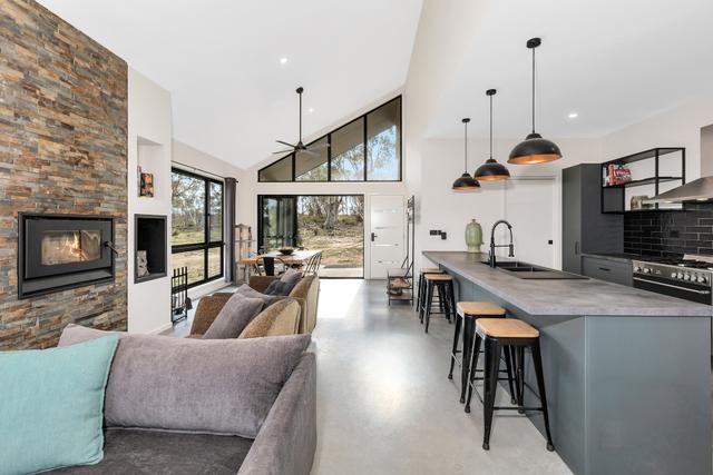 10 Hilltop Road, NSW 2628