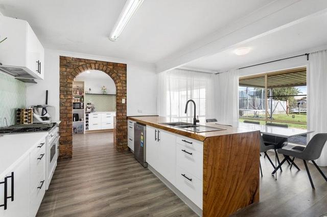 7 Resolute Court, QLD 4020