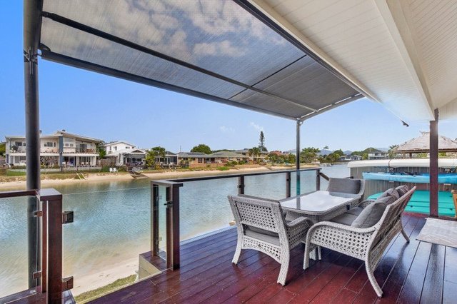 1/22 Barracuda Court, QLD 4221