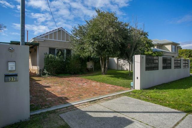 37 Wrexham Street, WA 6157