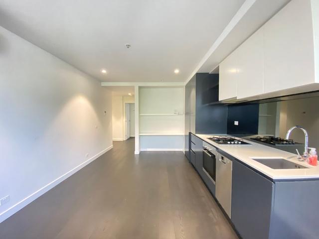 309/140 Dudley Street, VIC 3003