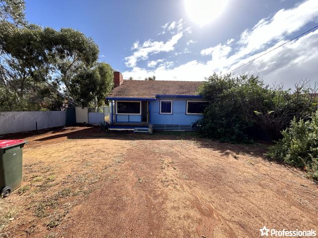 21 Main Road, WA 6630