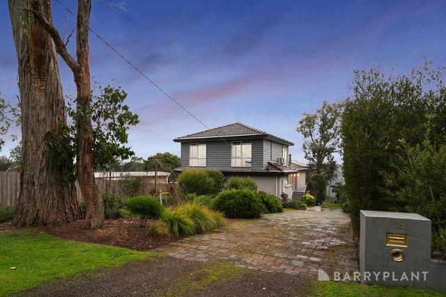 18 Russell Street, VIC 3796