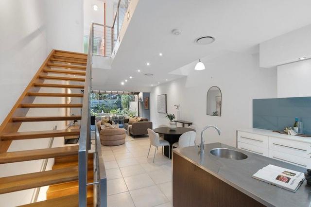 2/22 Rennie Street, QLD 4068