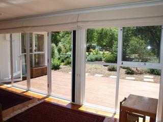 Bigfold doors to front deck (2012-01-11)