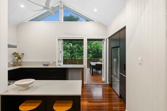 18 Fewings Street, QLD 4066