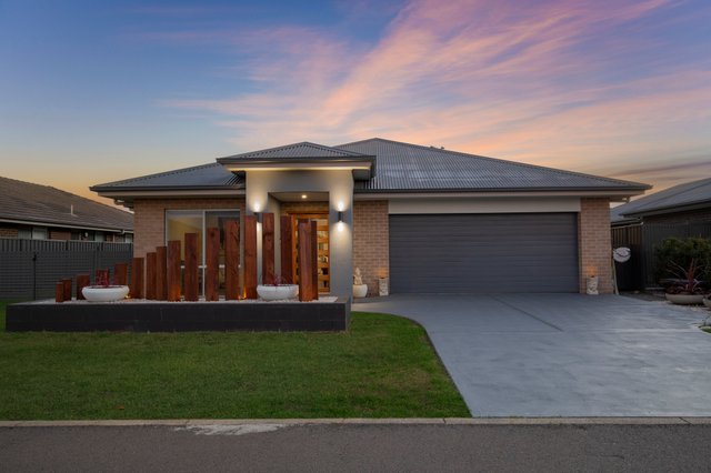 12 Diuris Street, NSW 2295