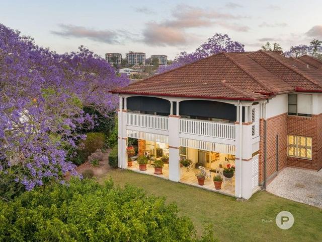 9/12 Bellevue Parade, QLD 4068