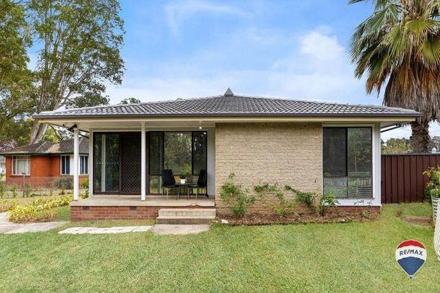 8 Porpoise Place, NSW 2770