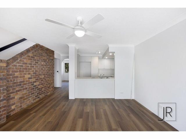 6/5 Aquila Court, QLD 4218