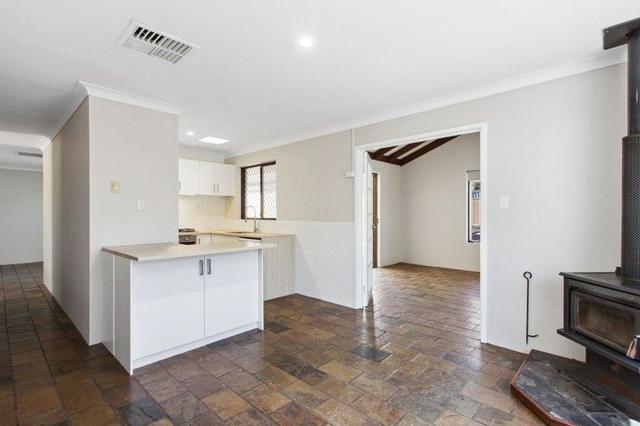 13 Farnham Place, WA 6110